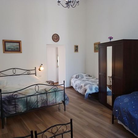 B&B Palazzo Sersale Napoli Zewnętrze zdjęcie