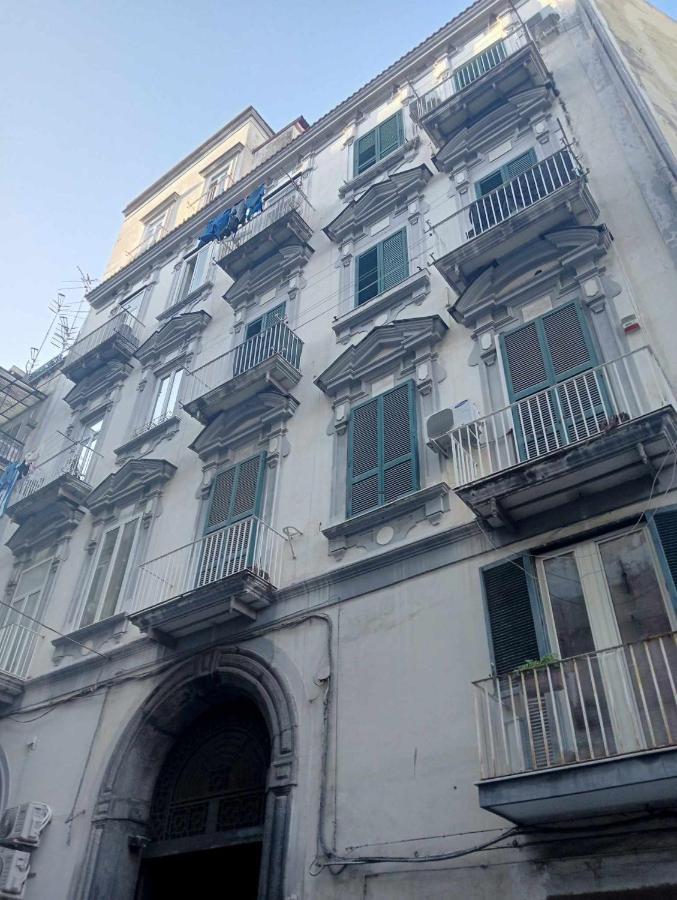 B&B Palazzo Sersale Napoli Zewnętrze zdjęcie