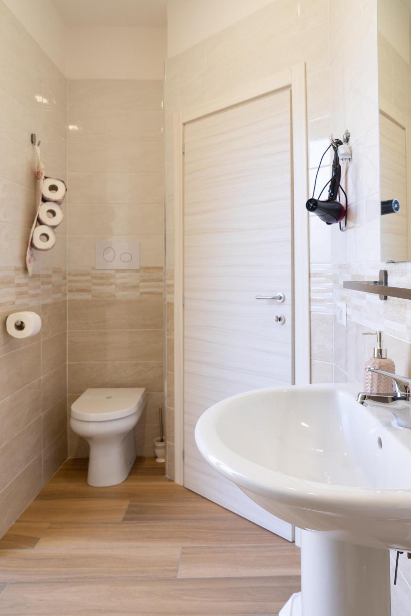 B&B Palazzo Sersale Napoli Zewnętrze zdjęcie