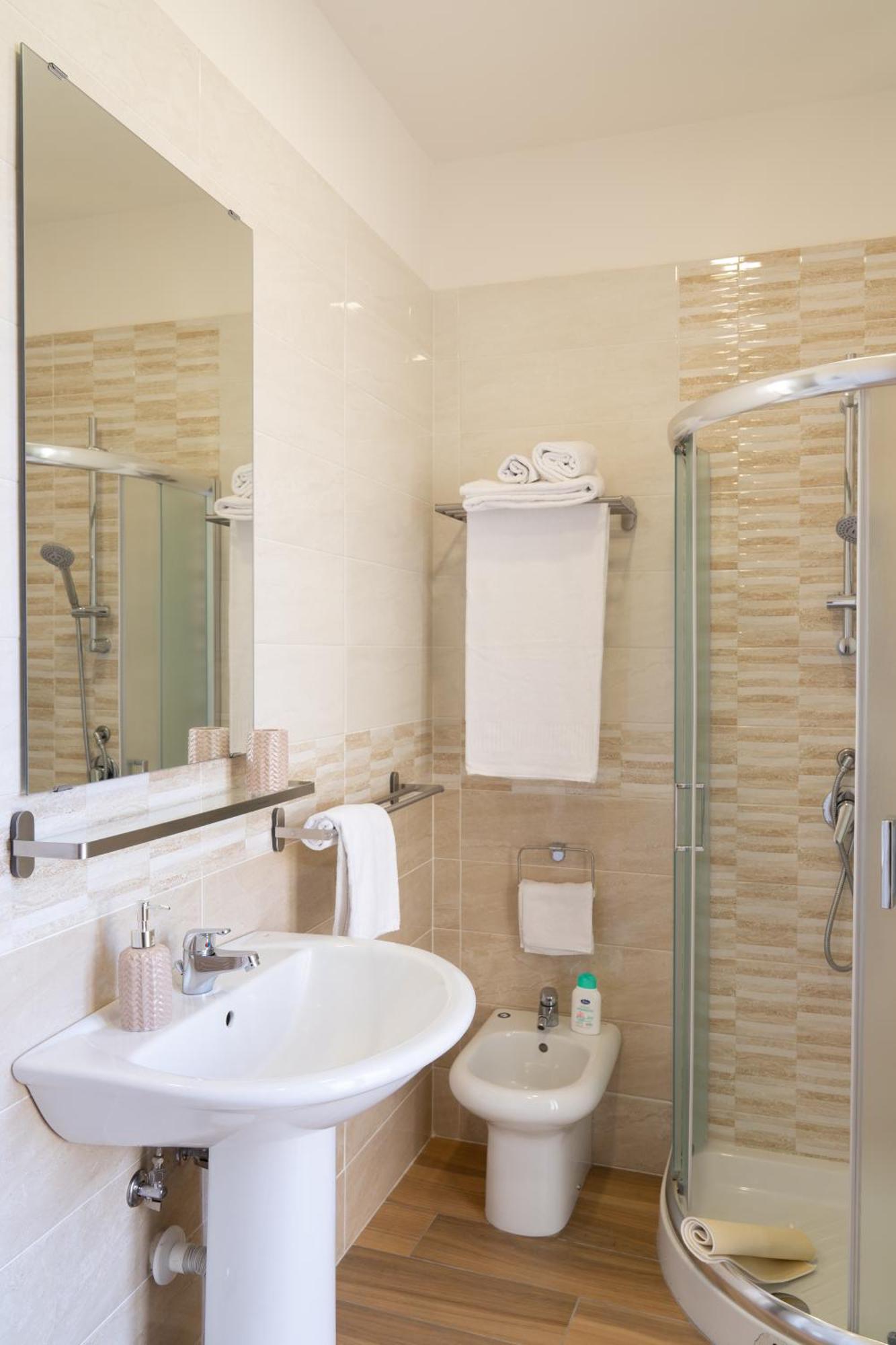 B&B Palazzo Sersale Napoli Zewnętrze zdjęcie