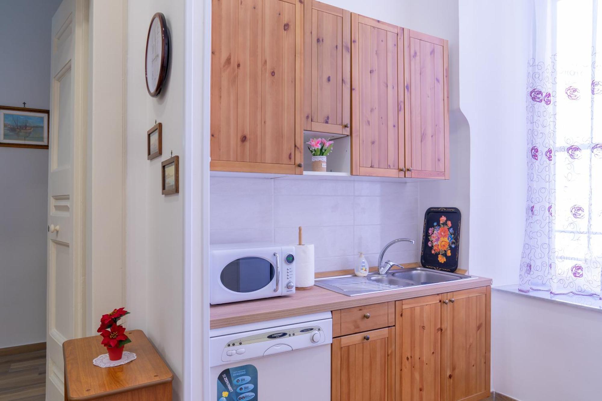 B&B Palazzo Sersale Napoli Zewnętrze zdjęcie