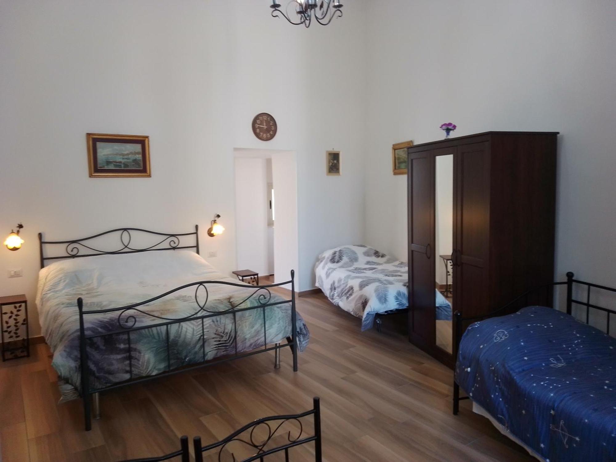 B&B Palazzo Sersale Napoli Zewnętrze zdjęcie